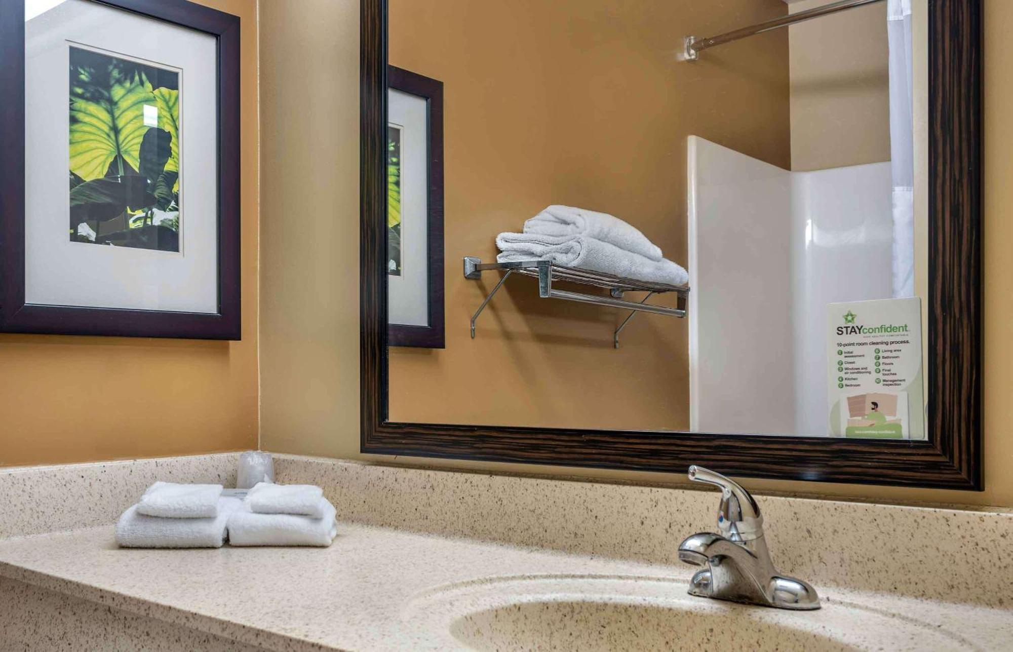 Extended Stay America Select Suites - Des Moines - Urbandale Clive Екстер'єр фото