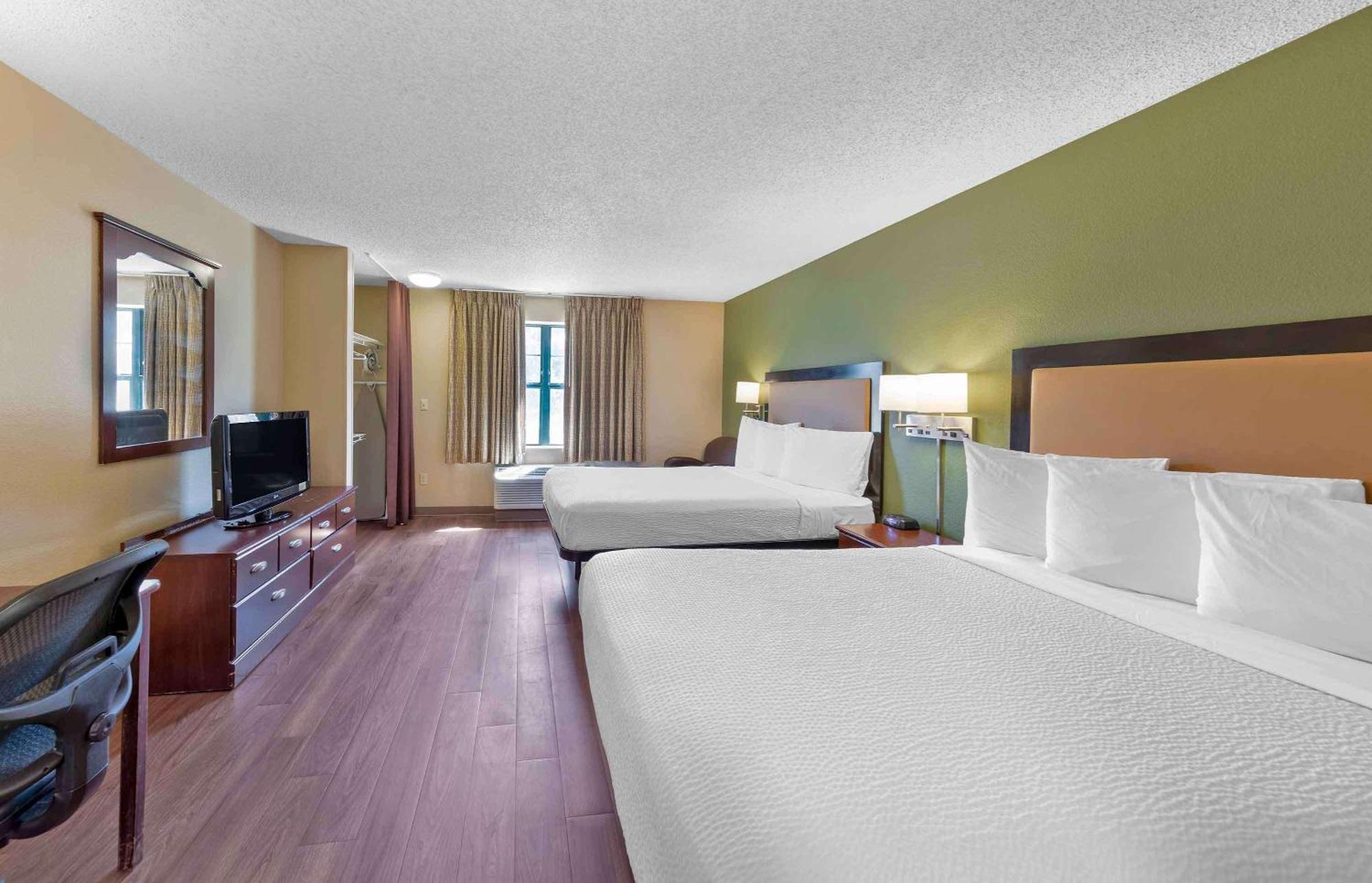 Extended Stay America Select Suites - Des Moines - Urbandale Clive Екстер'єр фото