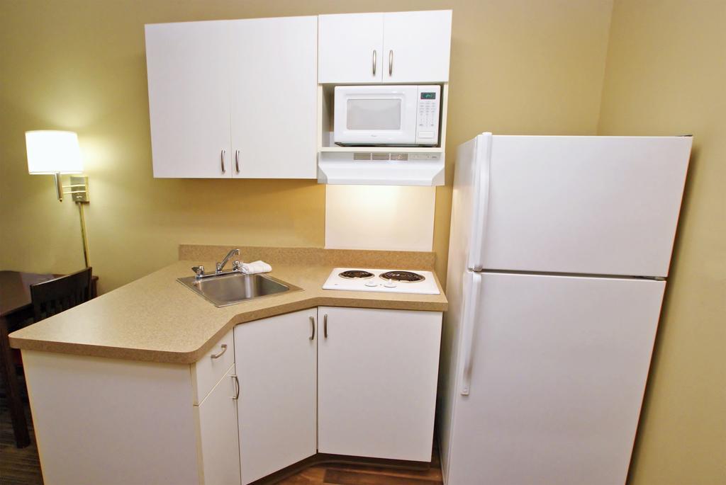 Extended Stay America Select Suites - Des Moines - Urbandale Clive Екстер'єр фото