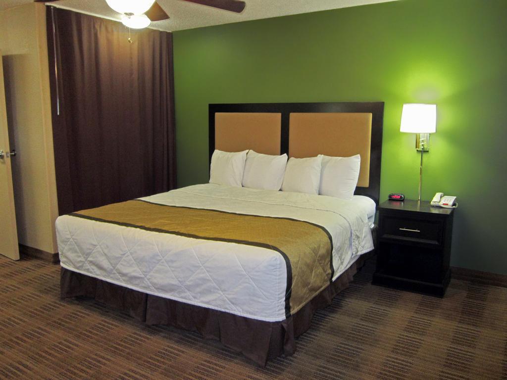 Extended Stay America Select Suites - Des Moines - Urbandale Clive Екстер'єр фото